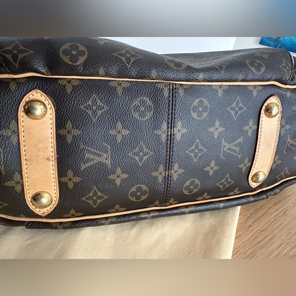 Louis Vuitton Monogram Galliera Gm with dustbag and COA - Picture 14 of 15